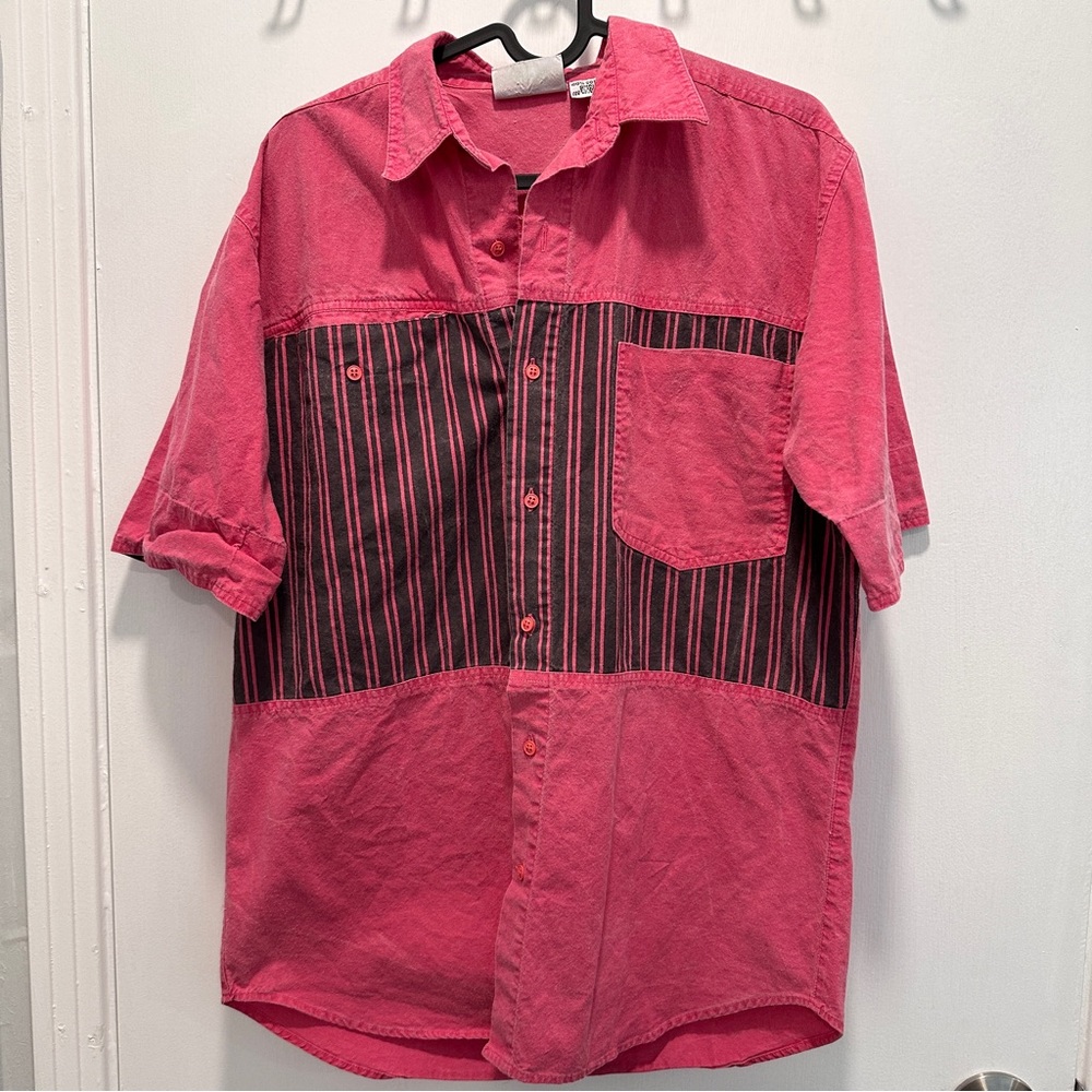 Vintage pacific scene red and Black Casual Button Down Shirt